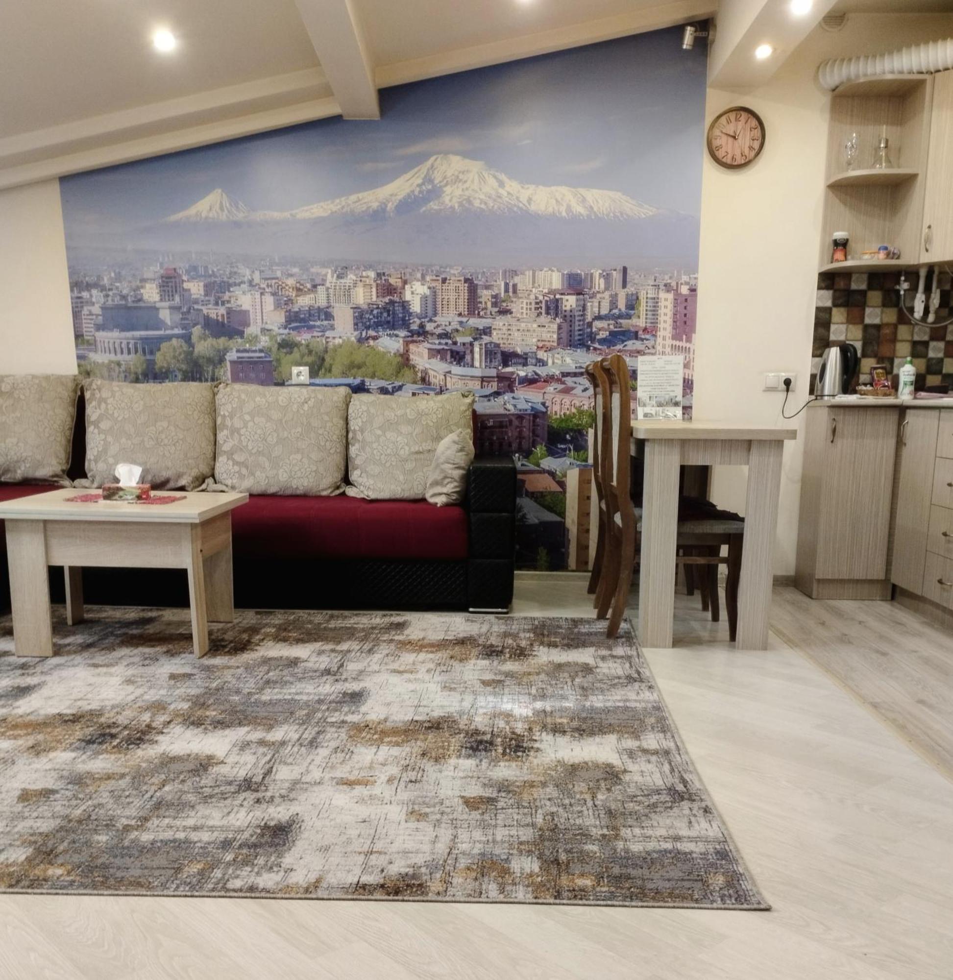 Lily'S Apartment Erivan Dış mekan fotoğraf