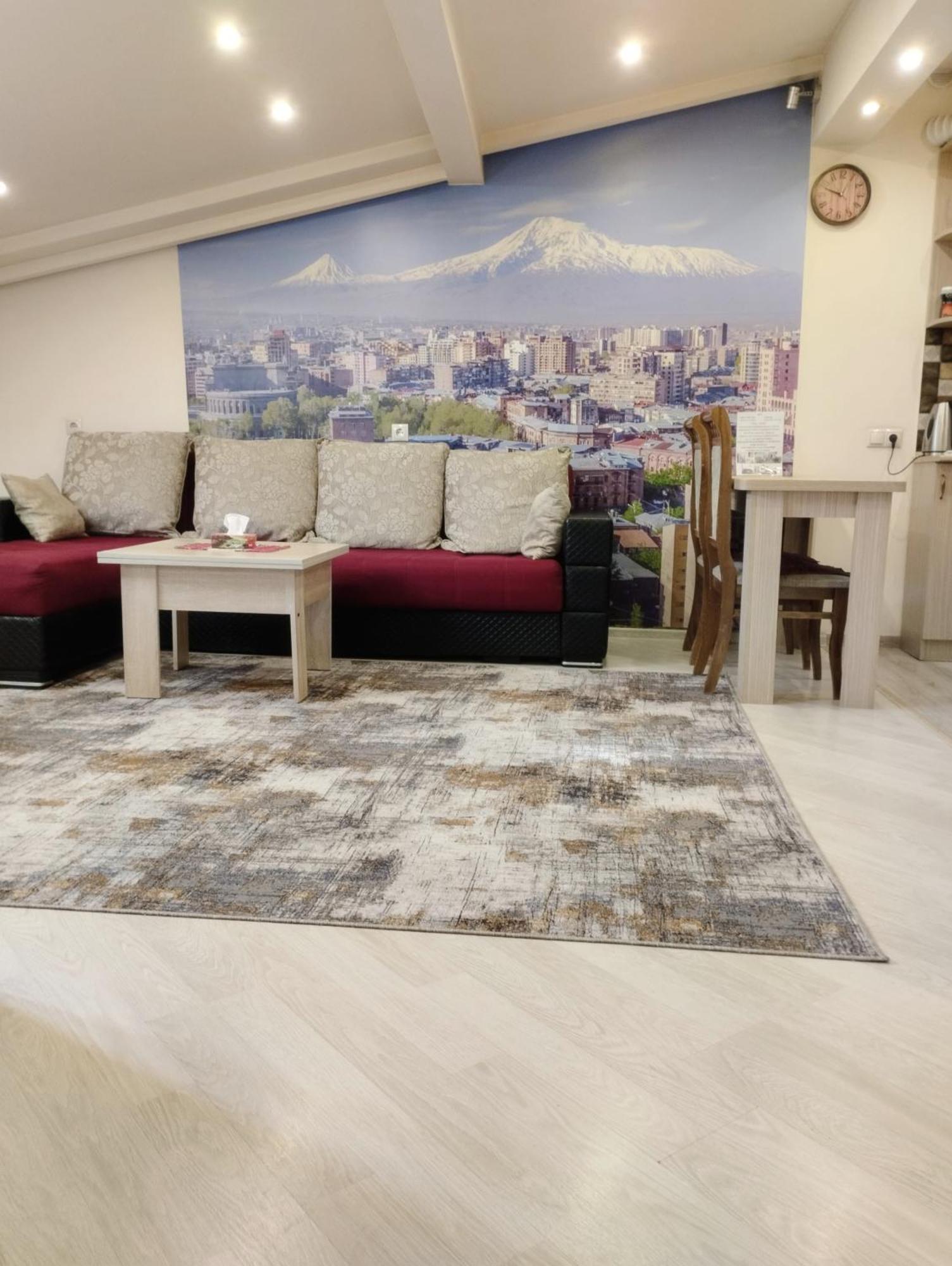 Lily'S Apartment Erivan Dış mekan fotoğraf